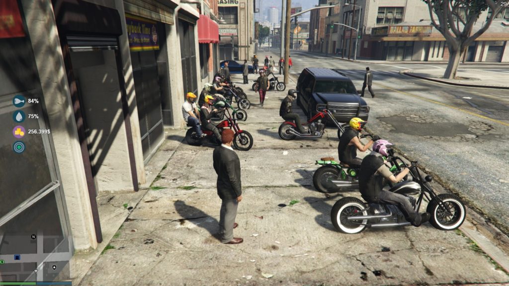 Does GTA Online have cross-play?